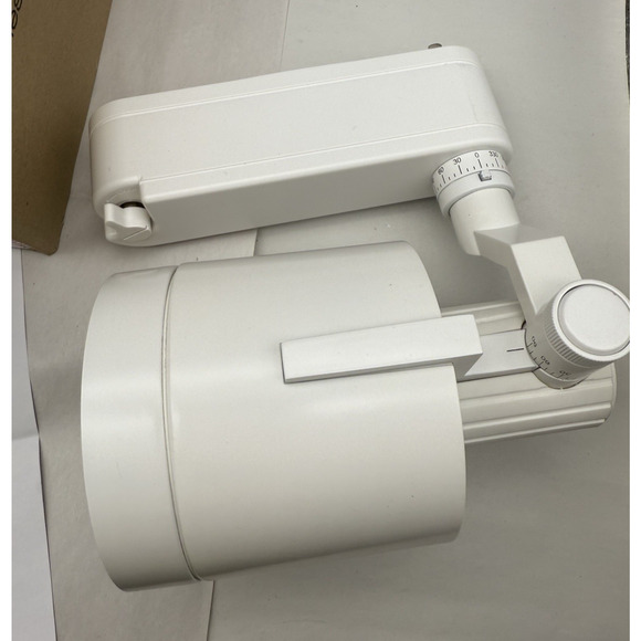 WAC Lighting HTK-HID202S-39E-WT H Series HID Track Spot *MISSING PARTS *READ.... - Picture 3 of 16